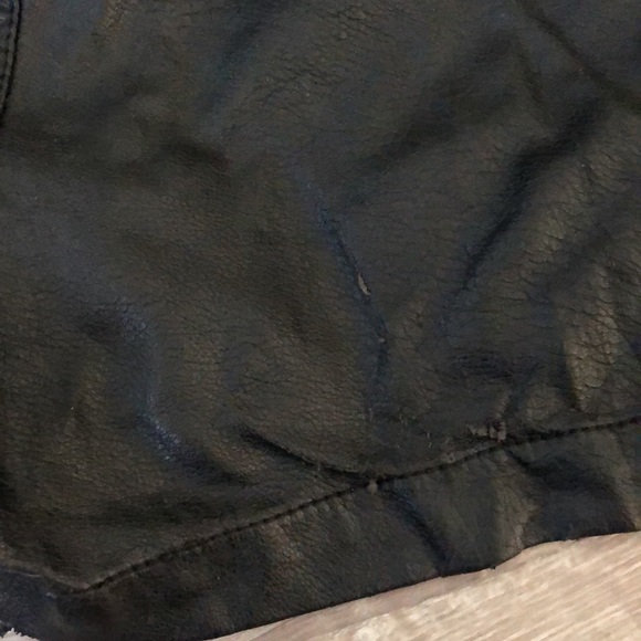 Volcom Shorts - Picture 5 of 5